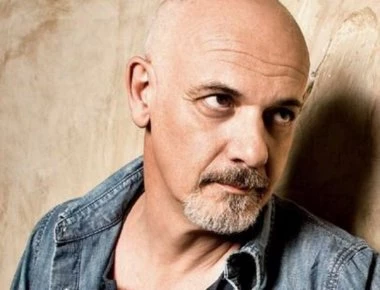 Ξεσπά νεαρή ηθοποιός που γράφουν οτι είναι ζευγάρι με τον Γιώργο Κιμούλη (φωτο)